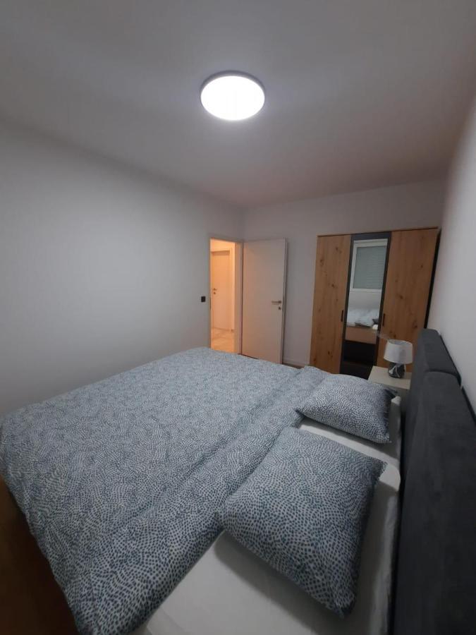 Njivice, Otok Krk, Apartman Dora Exterior photo
