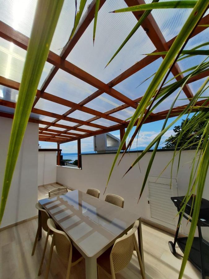 Njivice, Otok Krk, Apartman Dora Exterior photo